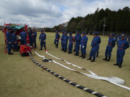 消防団入団式・新入団員礼式訓練2014_05 width=