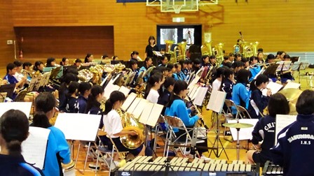 【あと9日！】市内3中学校吹奏楽部合同リハーサル（2）01 width=