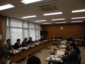 20181127平成30年第4回定例会議案審査特別委員会1