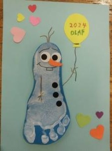 新治児童館　オラフ足形